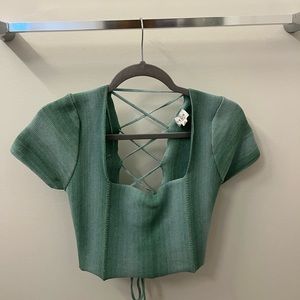 KNIT CROPPED LACE BACK TOP